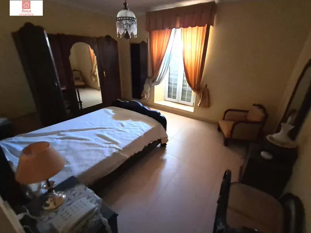 Se vende vivienda doble en Montijo, zona centro, plaza santa clara, a tres calles, con garaje y piscina — 29