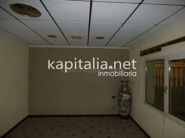 Nave en venta en el polígono industrial de Olleria. - foto 4