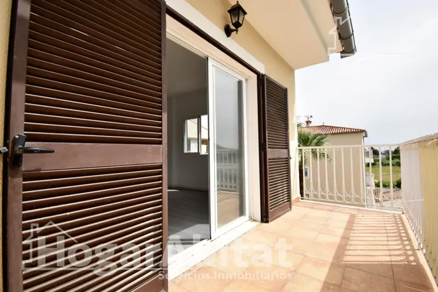 ÁTICO REFORMADO CON TERRAZA Y VISTAS DESPEJADAS AL MONTGÓ — 20