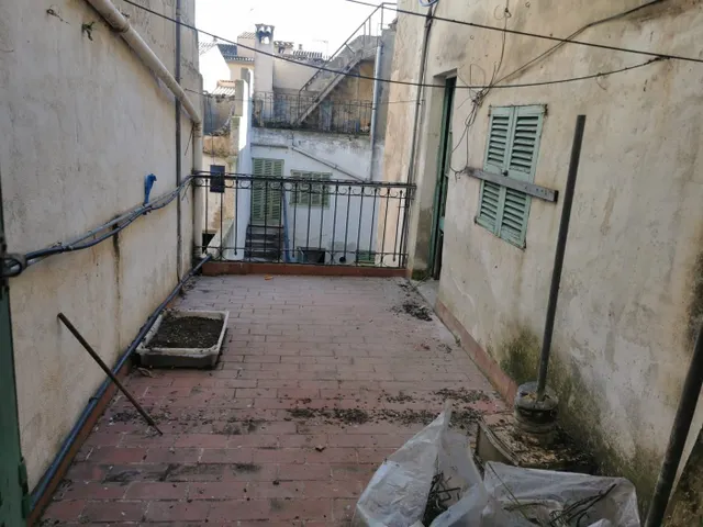 Edificio en venta - Cerca del centro — 25