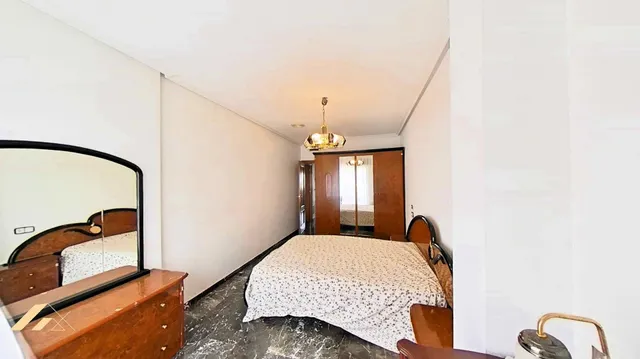 Apartamento 4 habitaciones 159m² en venta - Zona Pueblo — 28