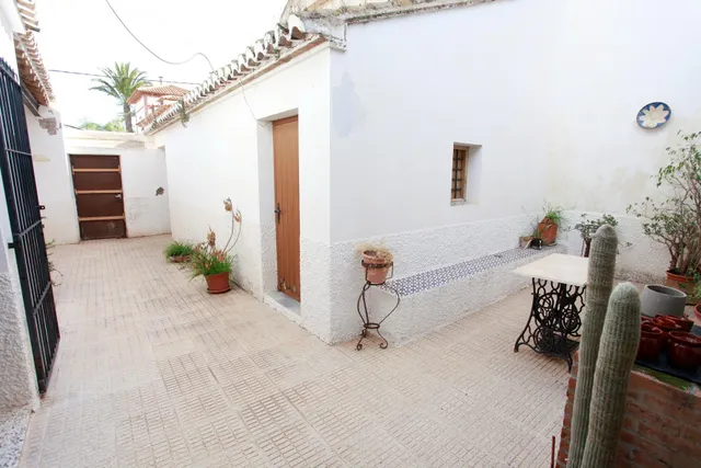 Casa de pueblo 4 habitaciones, planta baja con patio, garaje y gran potencial en La Palma — 39