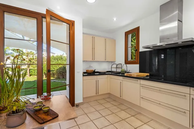 Chalet 4 habitaciones 319m² en venta - Costa Del Sol — 6