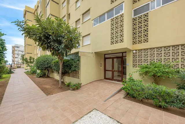 Vivienda con terraza y vistas al mar en Avenida de las Gaviotas, Fuengirola — 33