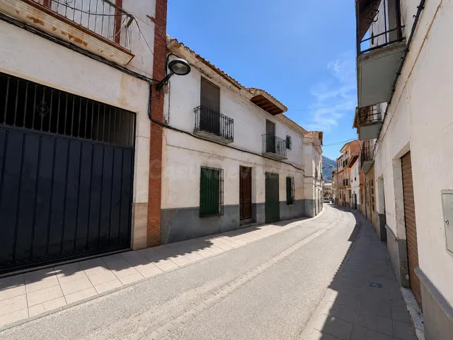 3 CASAS PARA DERRIBAR O HACER GRAN REFORMA EN PADUL, CON SUP - foto 3