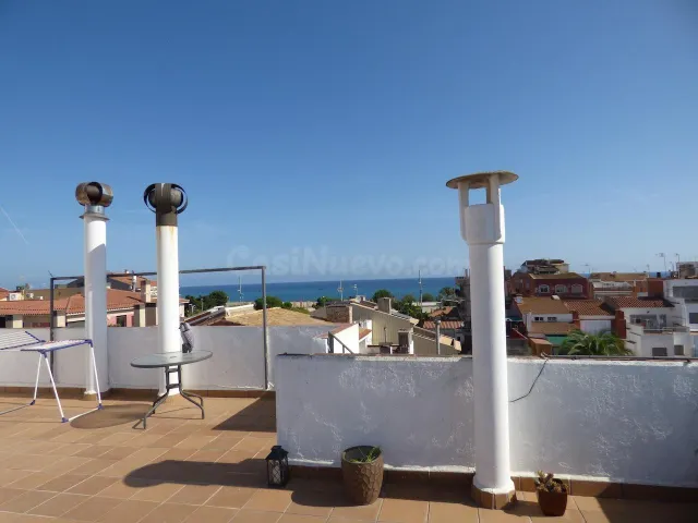 Amplio piso con terraza y vistas al mar en el centro de Malg
