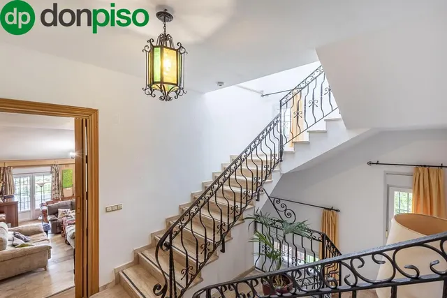 Espectacular Casa de Lujo en Urbanización Los Cerezos — 16