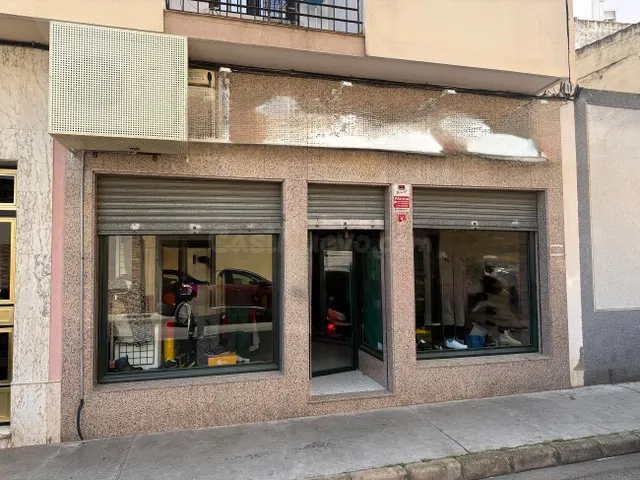 LOCAL EN SAN ROQUE - foto 2