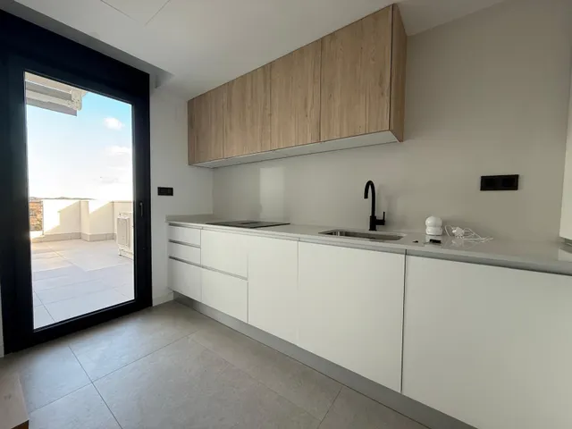 Piso obra nueva en Mutxamel con vistas al mar y montaña — 49