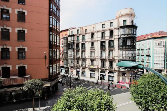 Se Vende Piso Reformado de 2 Dormitorios en Zona Zabalburu - foto 2