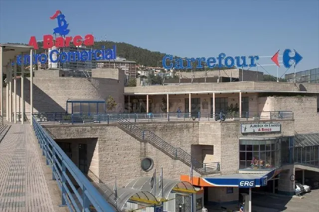 Local comercial 1786m² en venta - Poio - foto 2