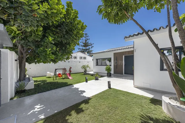 Chalet 3 habitaciones 260m² en venta - Costa Del Sol — 5