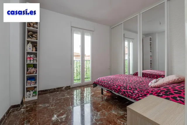 Encantadora Casa Reformada en Ogijares con Vistas y Espacios para Disfrutar — 28