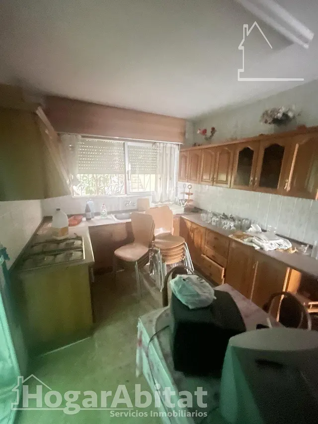 ¡OPORTUNIDAD DE INVERSIÓN! CHALET CON TERRAZA Y PARCELA, EN EL CENTRO — 9