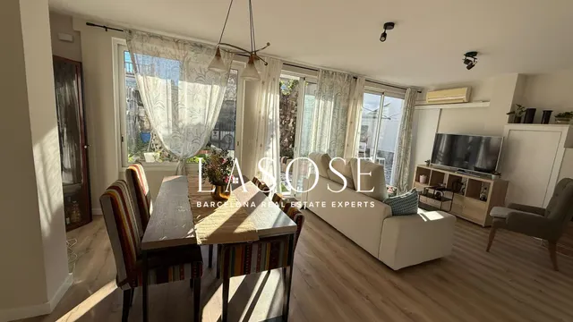 Espectacular piso amueblado con terraza privada en alquiler vacacional en La Collada — 6