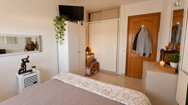 Bungalow con amplia zona exterior y vistas abiertas en Vista Dorada – Sonnenland — 7