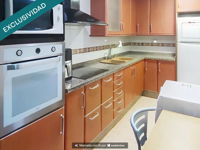 ¡Magnífico adosado de 185 m² en Alzira! — 47