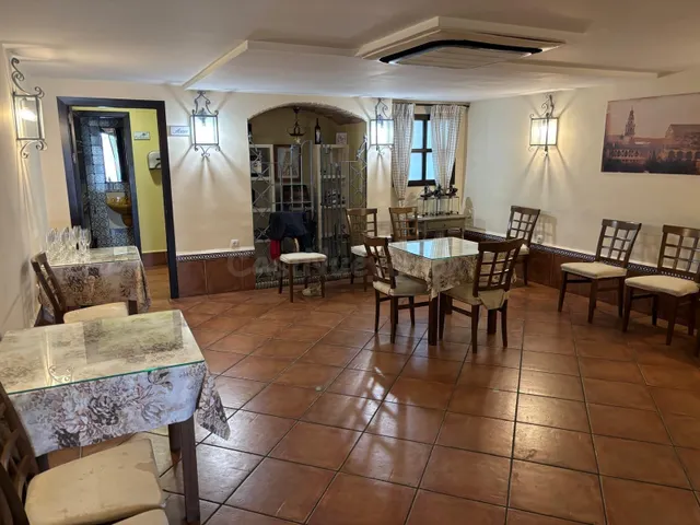 Local Comercial Junto al Hesperia - Oportunidad Única - foto 4
