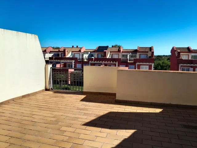 Amplio Adosado en el Corazón de Algeciras — 15