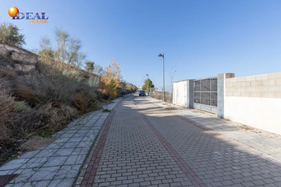 MAGNIFICA PARCELA EN ALTOS DE LA ZUBIA