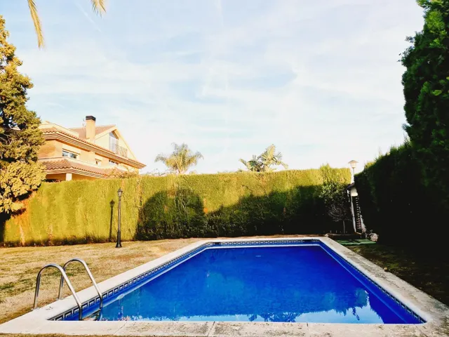 🌟 Impresionante casa unifamiliar de cuatro vientos con jardí - foto 5