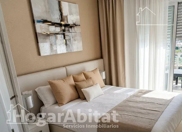¡Vistas al mar! Totalmente nuevo, amplio y luminoso con piscina, garaje y terraza — 12