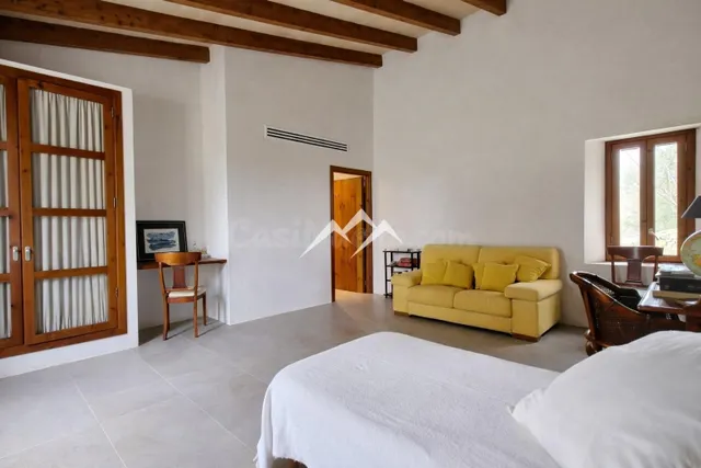 Gran Finca Rústica de 192.000 m2 en Ariany - foto 4