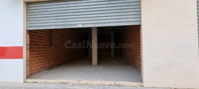 Ref. 03928 - Local comercial diáfano en Llíria - foto 2
