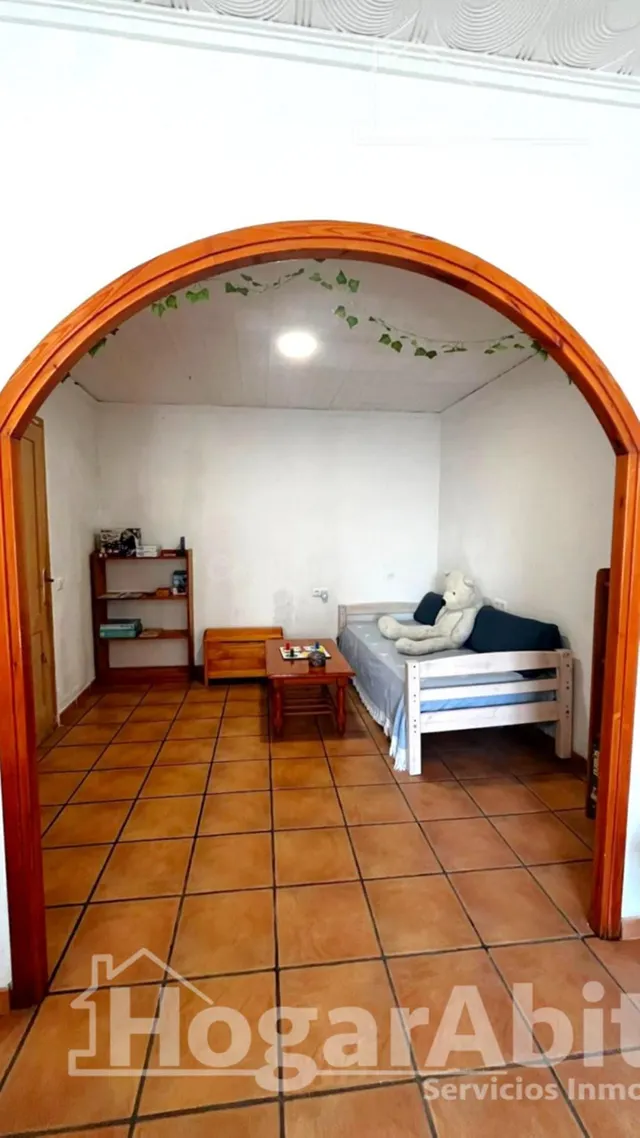 Amplitud y aire libre en esta espaciosa casa de pueblo refor - foto 5