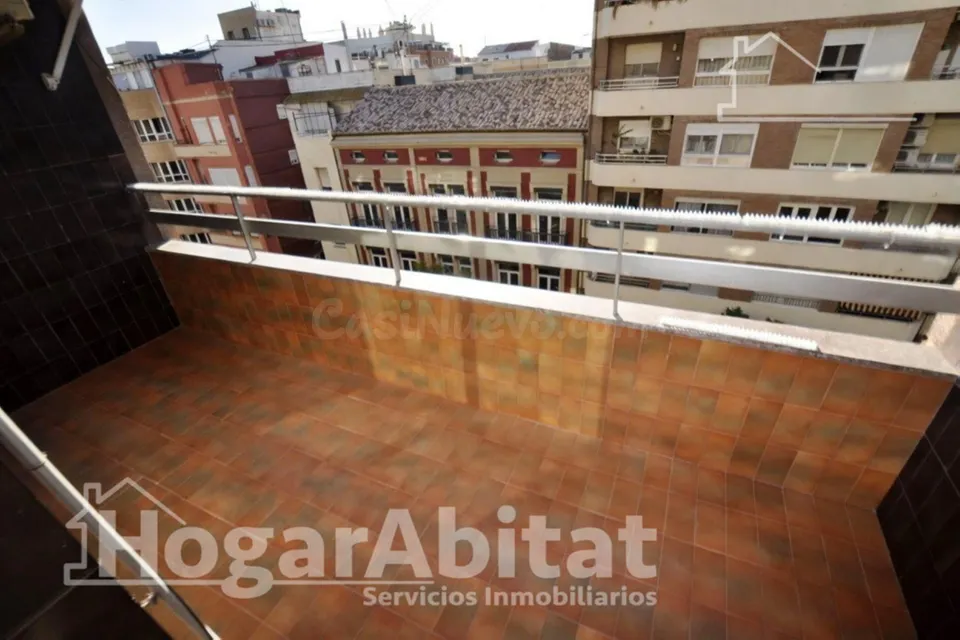 Muy amplio con garaje y terraza cerca de la playa