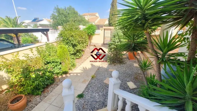 CHALET INDEPENDIENTE CON ENORME PARCELA EN CAMPOSOL — 2