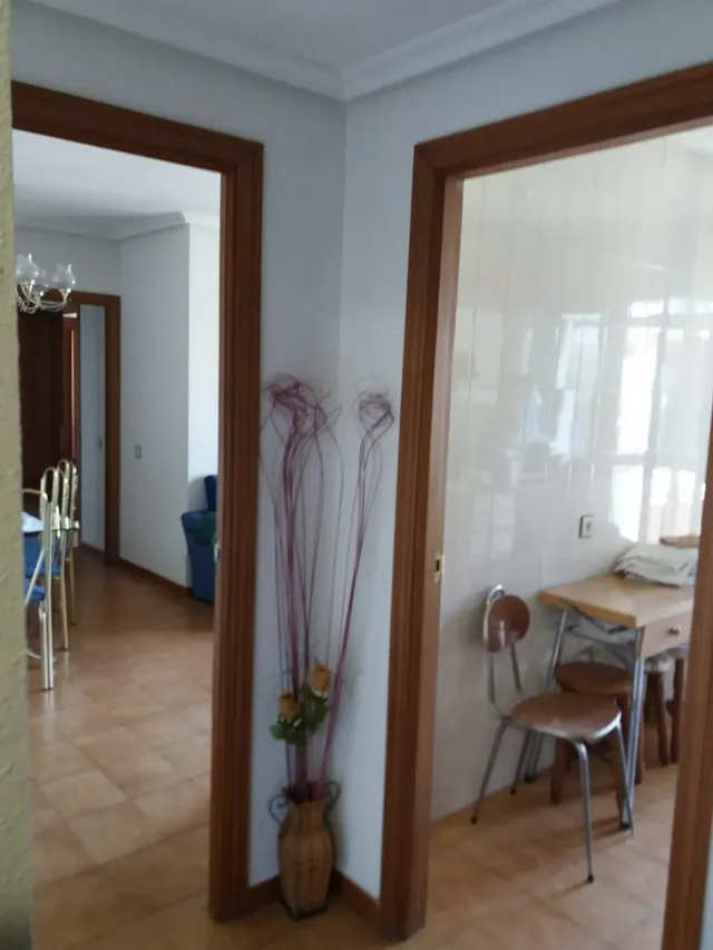SE VENDE PISO DE 3 HAB.,SALÓN, COCINA, BAÑO, TERRAZA ACRISTALADA Y TRASTERO EN MANSILLA DEL ESLA. — 16
