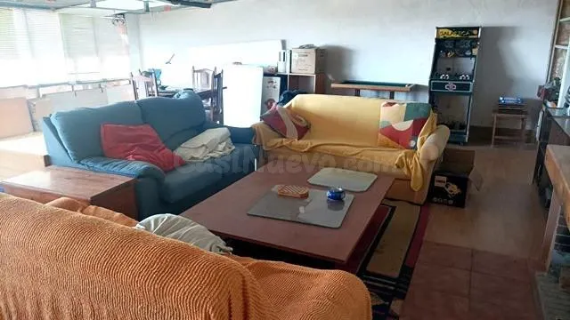 AMPLIO CHALET CON PARCELA EN SAN VICENTE - foto 4