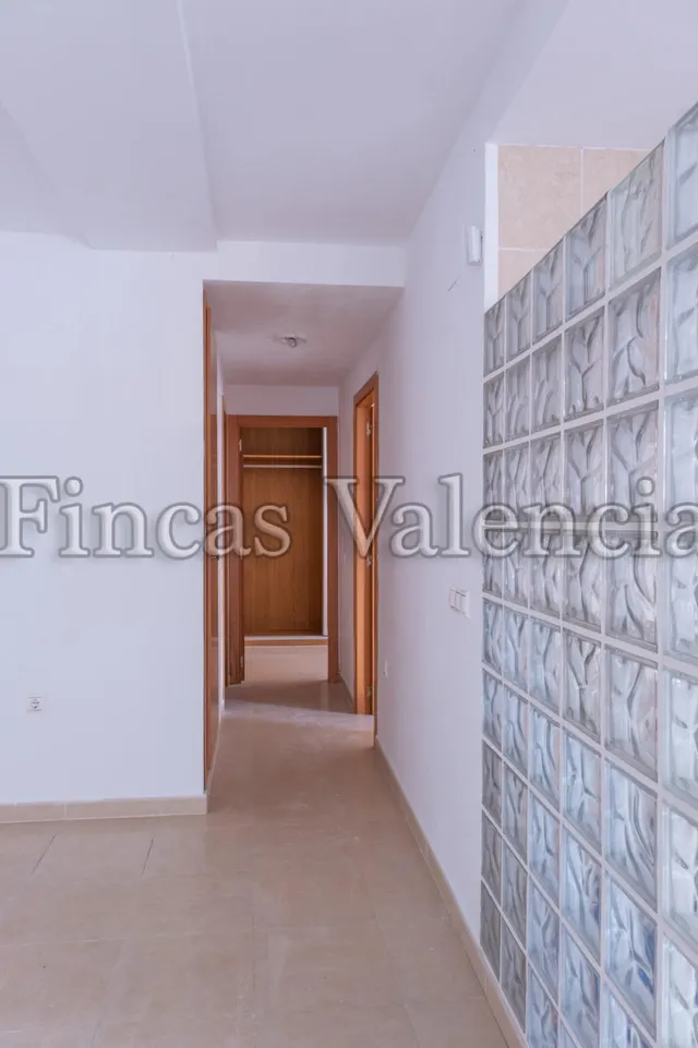 APARTAMENTO 2 HAB, 2 BAÑOS, TRASTERO Y GARAJE JUNTO AL MAR — 12