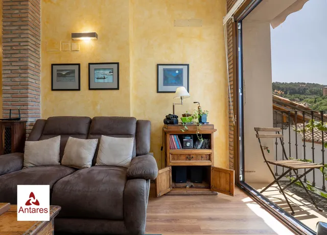 Espectacular casa con vistas directas a la Alhambra y Licencia Turística Activa en el Albaicín — 46