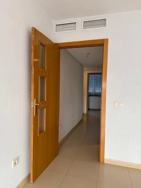ALQUILER DE APARTAMENTO EN RONDA SUR SIN MUEBLES — 16