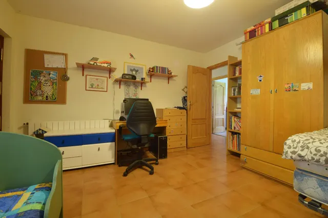Gran finca con vivienda y merendero en Puente Duero — 35