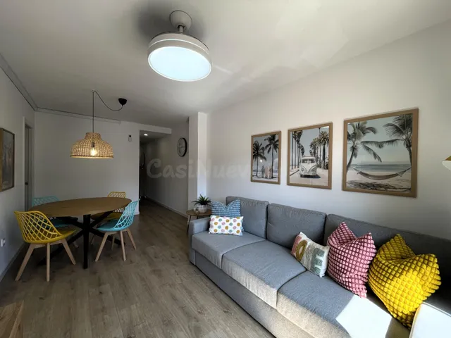 PISO CON DOS DORMITORIOS EN OROPESA PUEBLO - foto 2