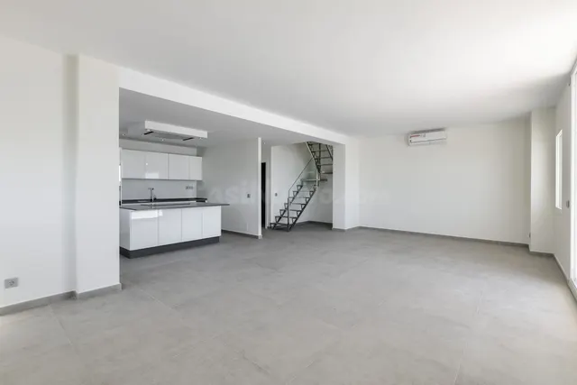 Ático 3 habitaciones 151m² en venta - Zona Las Mesas - foto 5