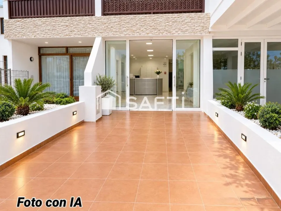 Local comercial cerca del mar