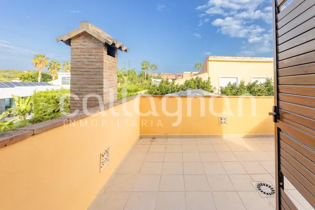 Exclusivo Chalet en Torre en Conill — 30