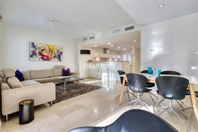 Adosado 4 habitaciones 361m² en venta - Marbella — 4