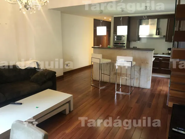EXCLUSIVA VIVIENDA EN EL CENTRO HISTORICO CON VISTAS ESPECTA - foto 3