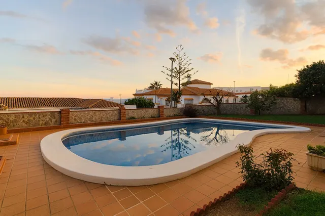 Chalet 3 habitaciones 263m² en venta - Centro — 40