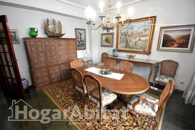 GRAN PISO SEÑORIAL CON BALCÓN Y TERRAZA EN AVENIDA PRINCIPAL - foto 5
