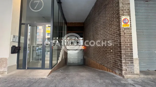 PARKING EN VENTA EN REUS CENTRO - foto 2
