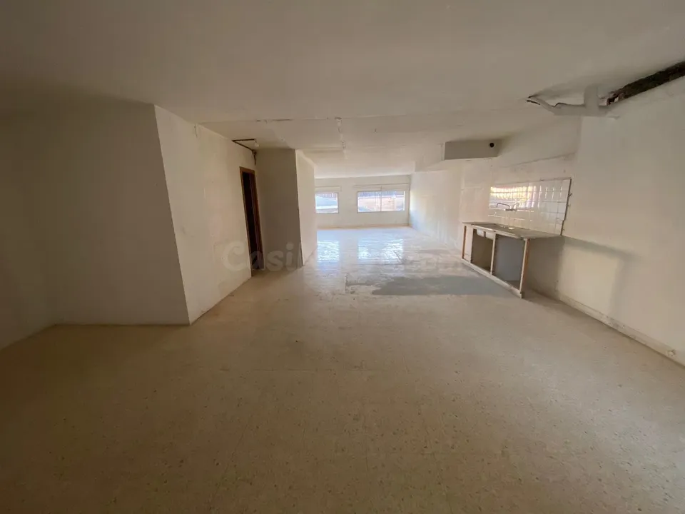 ALQUILER LOCAL DE 100M2 EN IGUALADA ZONA POBLE SEC