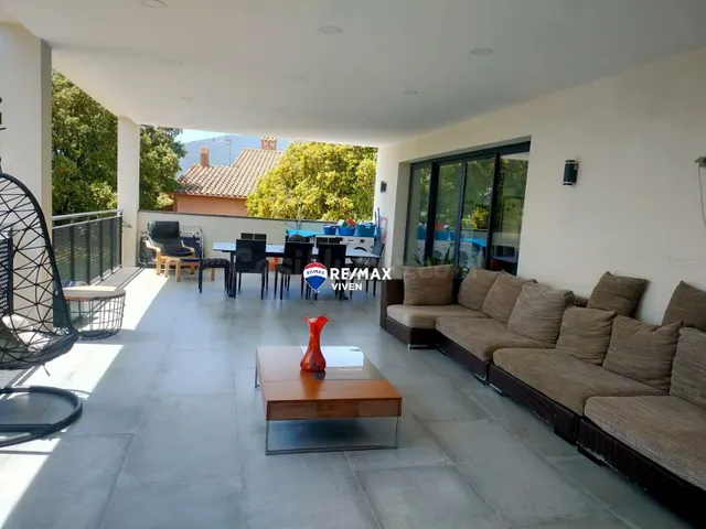 Chalet en venta en Caldes de Montbui — 2