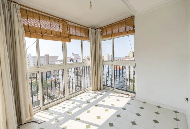 Amplio y céntrico ático con terraza y vistas al mar en Fuengirola — 10