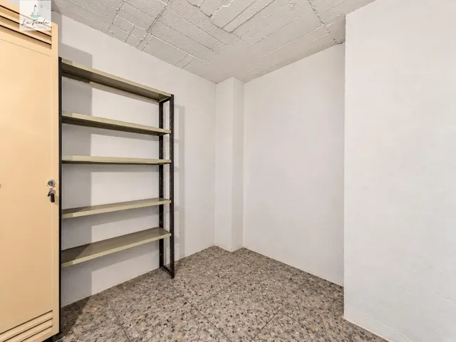 Plaza de garaje + trastero en huelin, a 250 m de la playa — 6